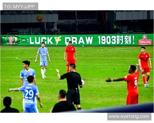 球迷故事感动全网：20年陪伴只为一场胜利